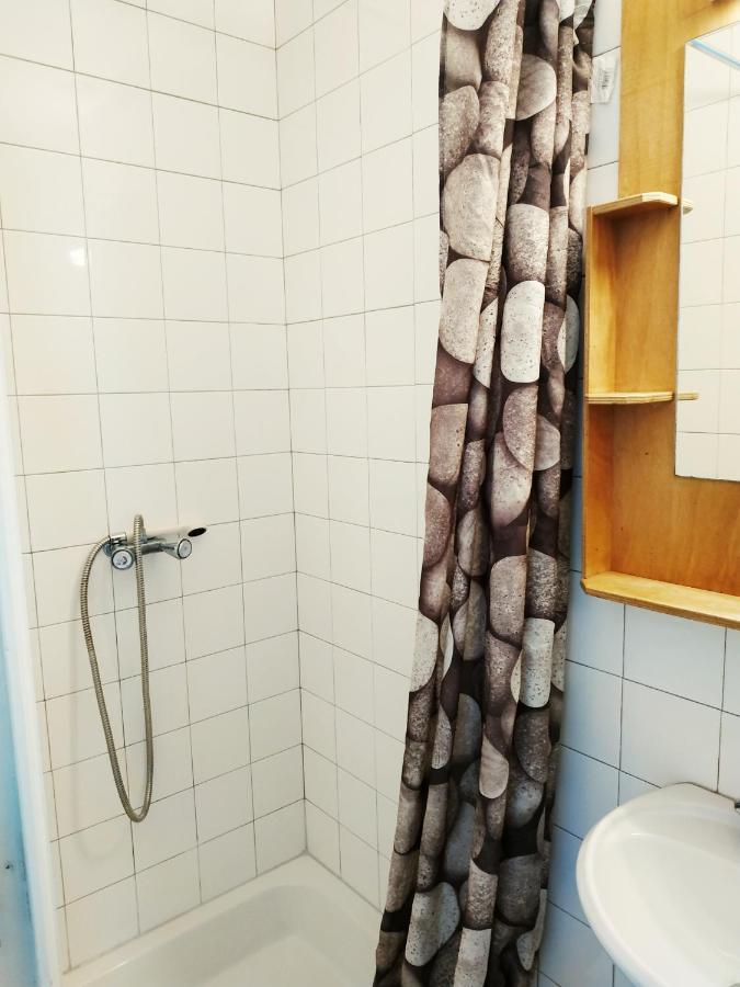 Chez Leslie Et Vincent : Logements Climatises Avec Parking Privatif ペルピニャン エクステリア 写真